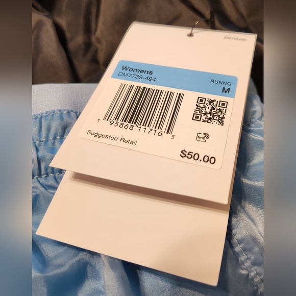 NWT Set of 2 Nike Women's size Medium Running Shorts - Picture 4 of 16